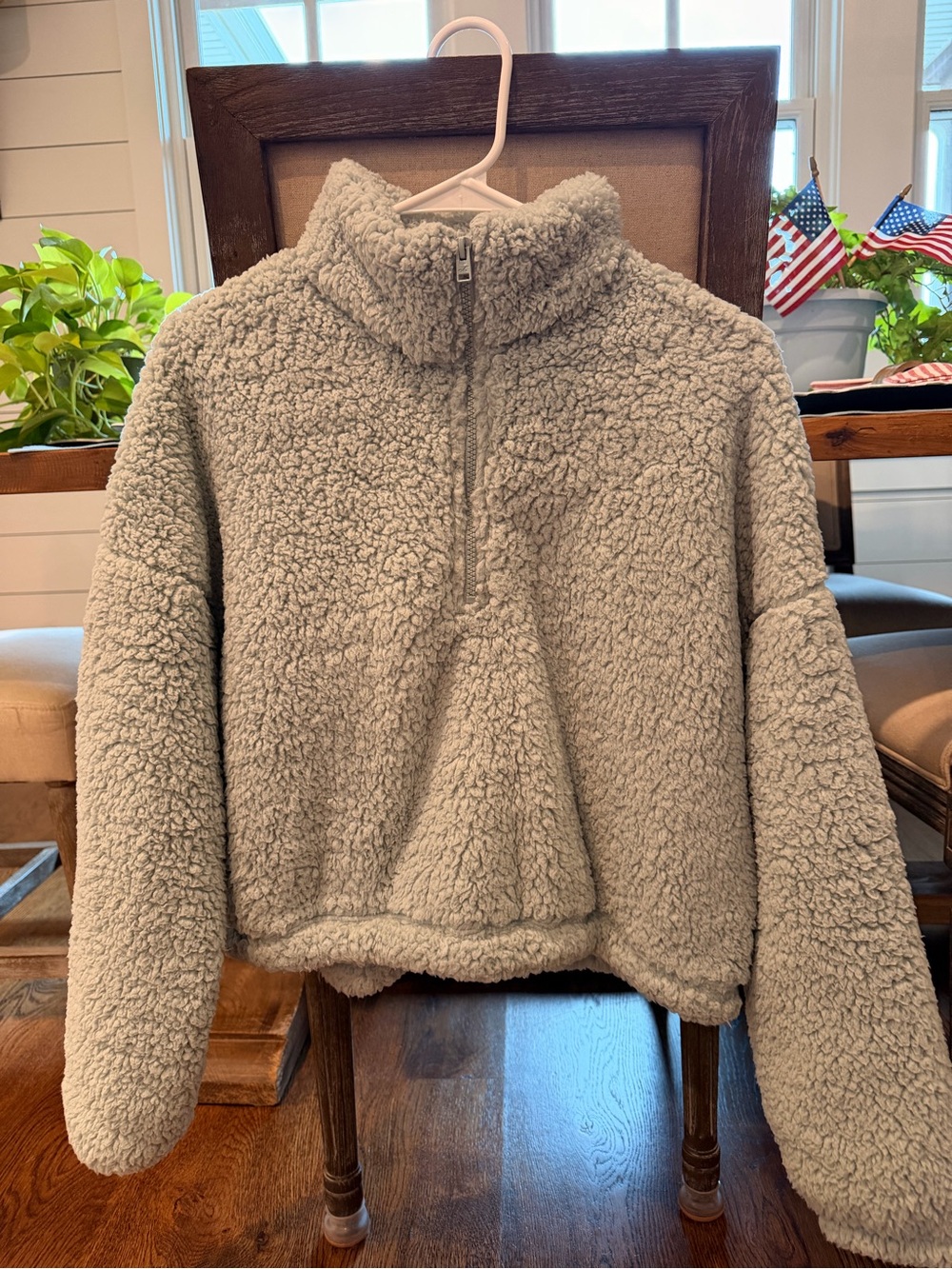 Hollister Sherpa Half-Zip Pullover in Light Gray